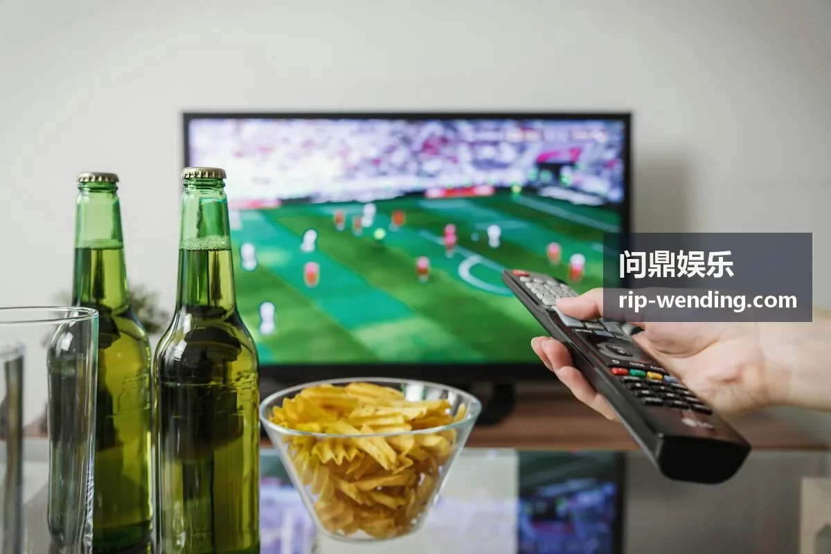 问鼎娱乐观影服务前台取票与检票协助